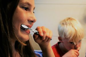טיפולי שיניים לילדים במסגרת סל הבריאות: מה הזכויות שלכם?
